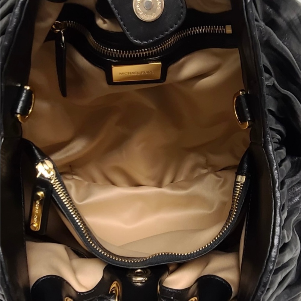 Michael Kors Colection Skorpios hobo amazing black bag. Unique. Beautiful design - Picture 12 of 15